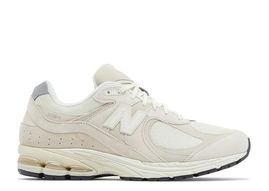 New Balance 2002R "Off White" 2022