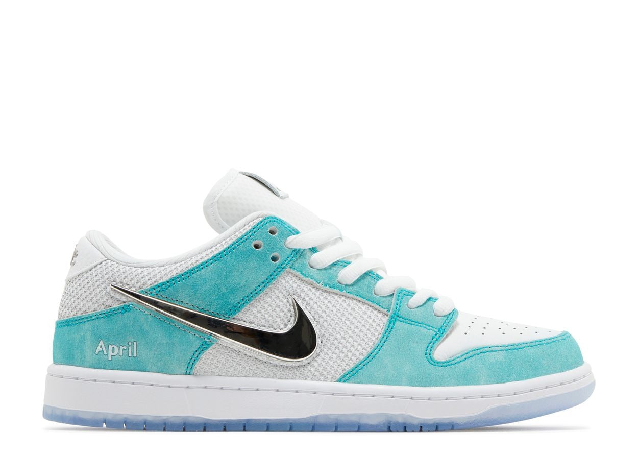 Nike SB Dunk Low "April" 2023