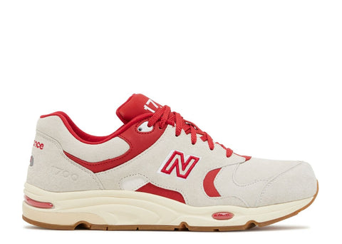 New Balance CM1700 "KITH Toronto Marshmellow" 2023