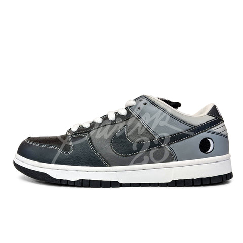 Nike SB Dunk Low "Lunar Eclipse" (East) 2006 (Not for Sale)