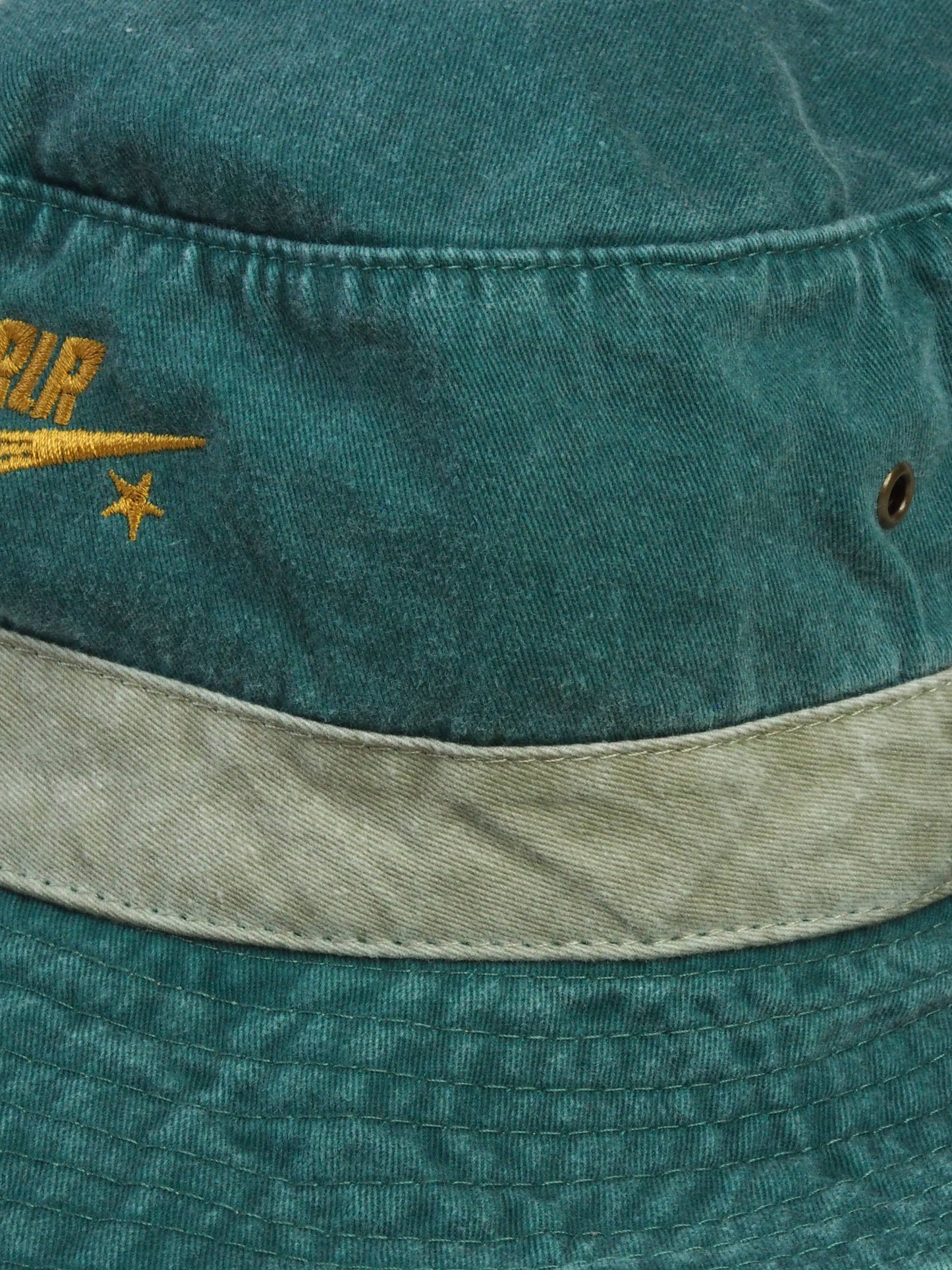Parlor 23 "Swoosh Stars" Bucket
